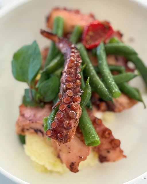 Polpo grigliato con fagiolini